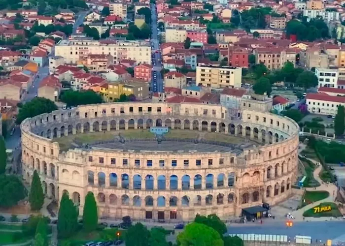 Palma * Pula